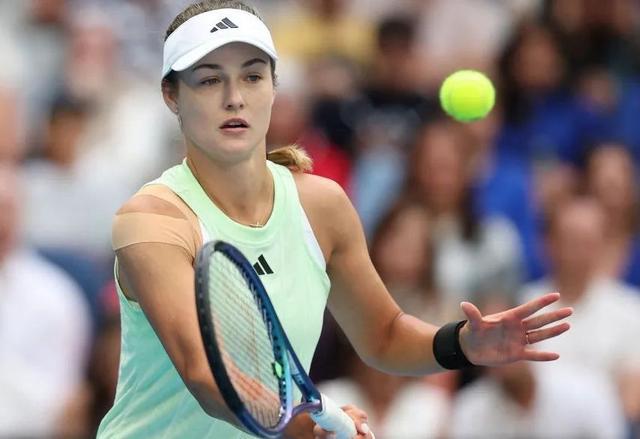 PG电子官网入口-关于运动场上，女子运动员技压群雄的信息