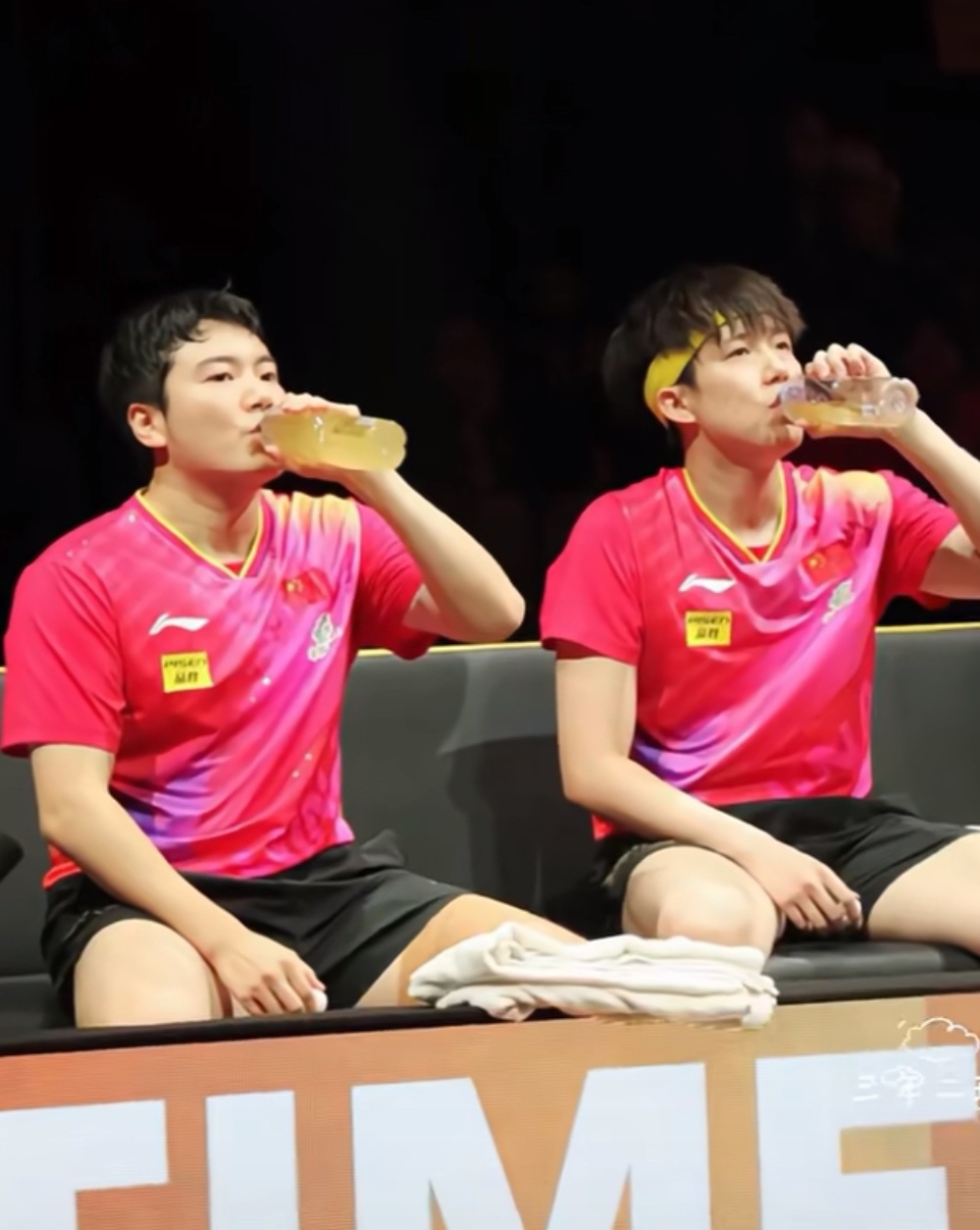 PG电子试玩-关于运动员深情击掌，友谊第一竞技第二的信息