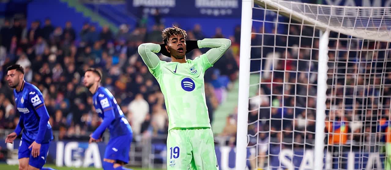 巴萨客场告负，赫塔菲上演逆袭