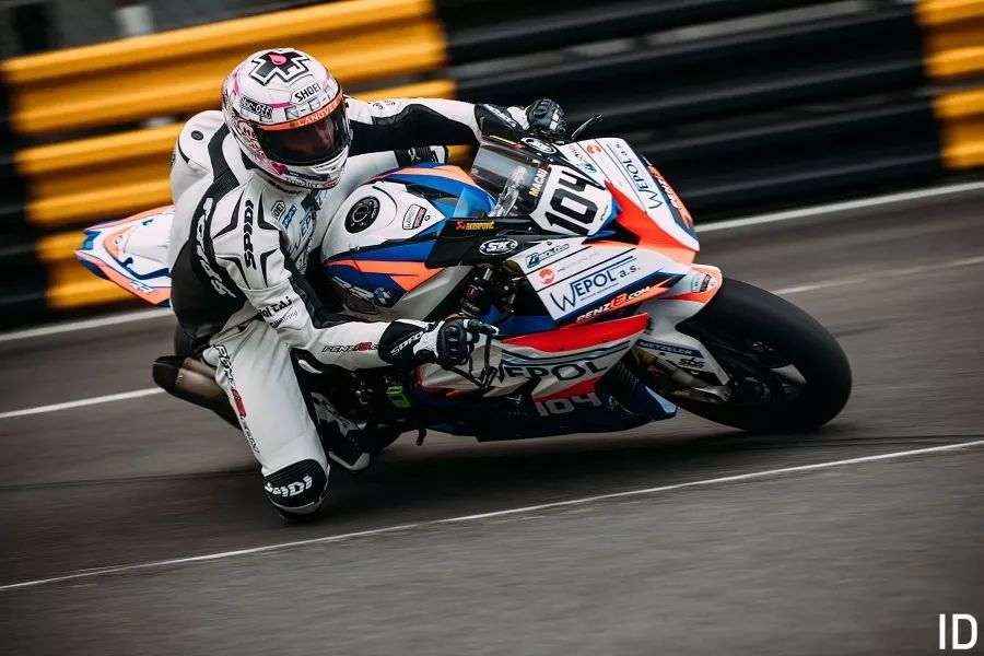 包含列支敦士登队喜悦晋级，备战强手的词条