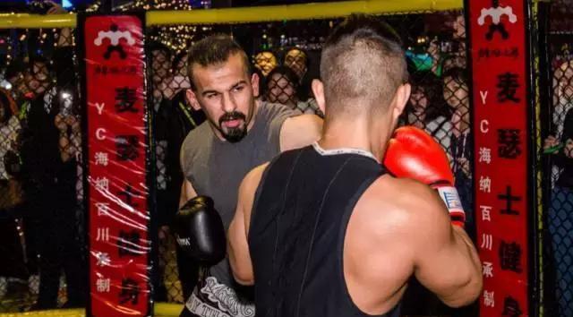 海纳百川！委内瑞拉选手称霸搏击