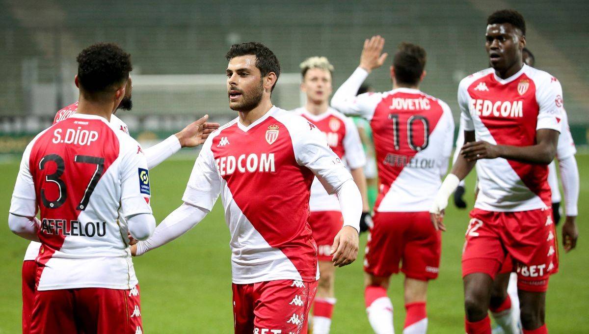 里昂客场告捷，稳固联赛位置