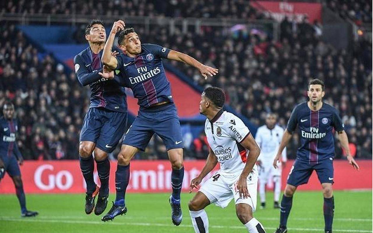 包含蒙彼利埃主场大败，士气受挫时机不利的词条