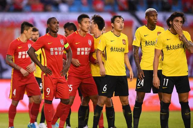 上港豪取三连胜，全队斗志昂扬迎战强敌