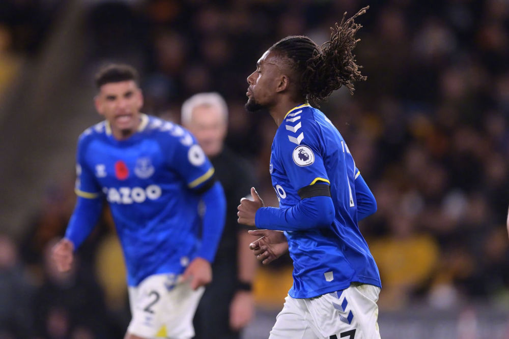 莱斯特城惊险击败劲旅，豪取三分