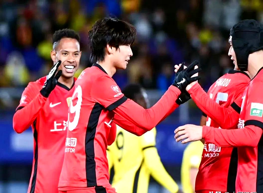 关于北京队冒获胜，球员表现出色给球迷惊喜的信息