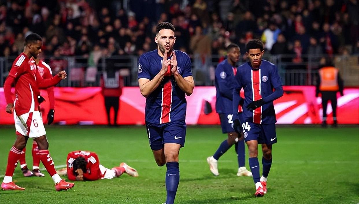 伊斯坦布尔迎战法甲联赛劲敌