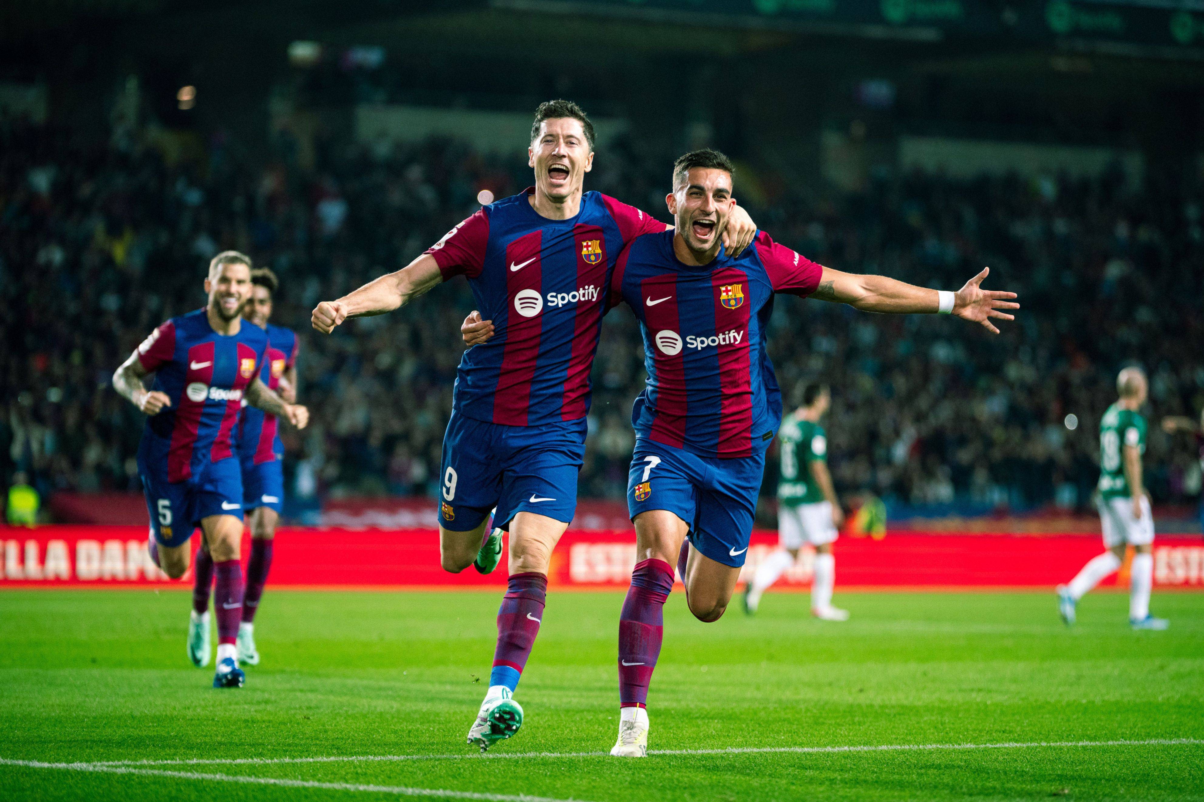 PG电子官网入口-巴萨中场协作默契，助球队战胜对手