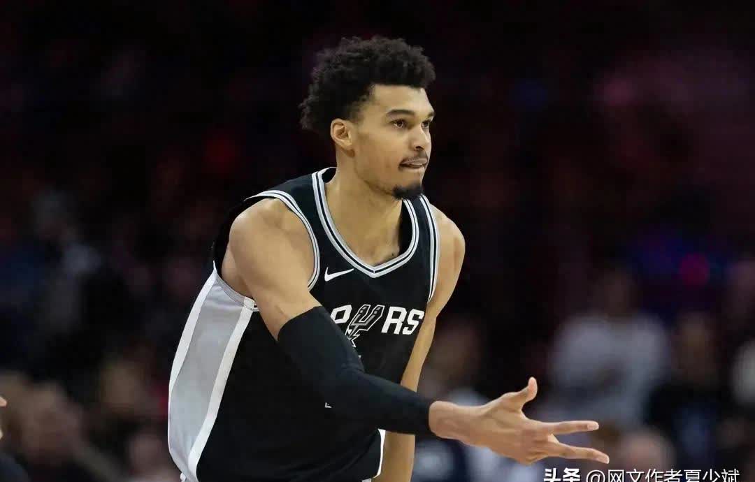 马刺队惨败开拓者，陷入季后赛困境