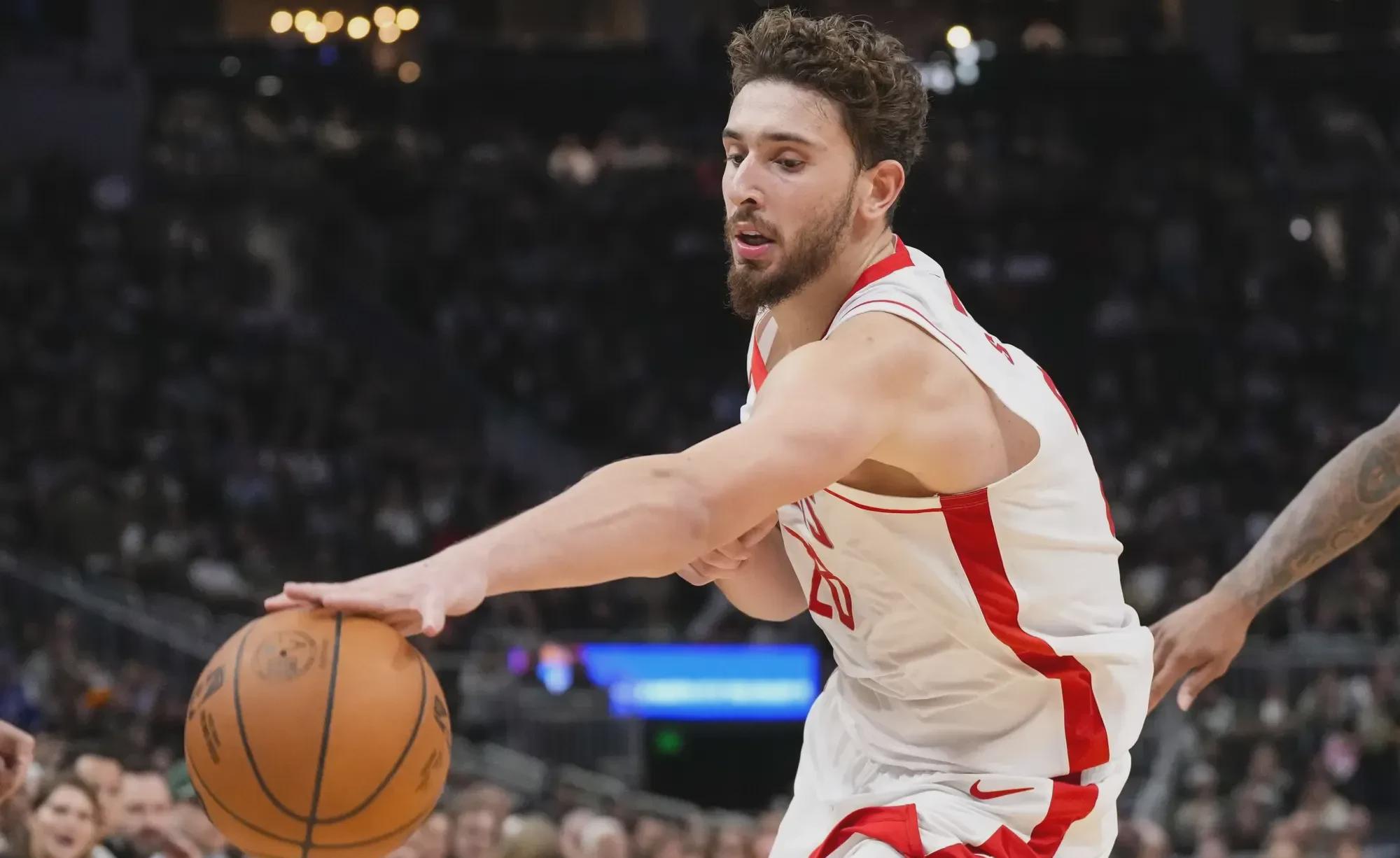 PG电子试玩-玻璃人重伤离场，球队急需调整阵容的简单介绍