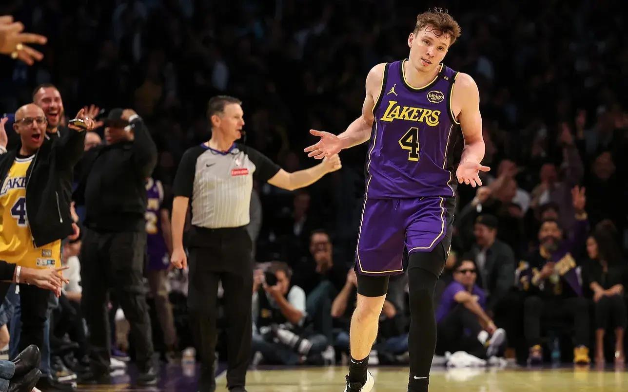 爵士队主帅大力备战下一场比赛，决心全面获胜的简单介绍