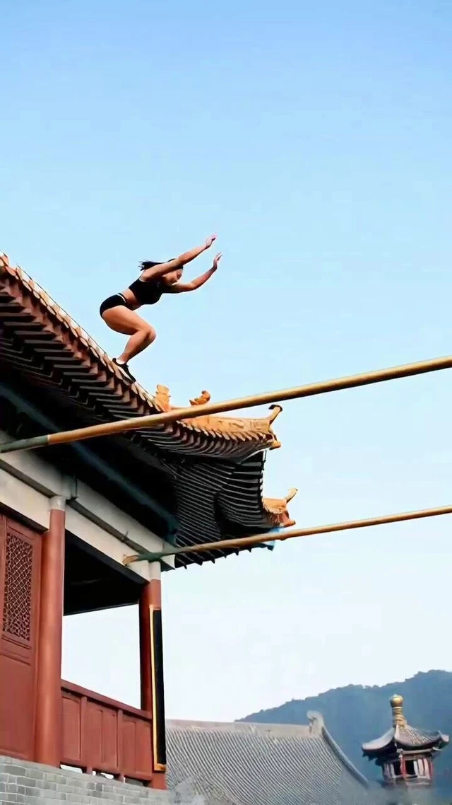 冲刺巅峰：决胜瞬间惊险刺激