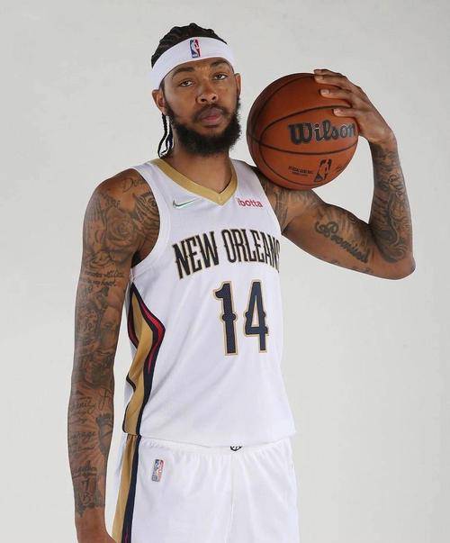 PG电子官网-鹈鹕球员英格拉姆表现出色，为球队贡献