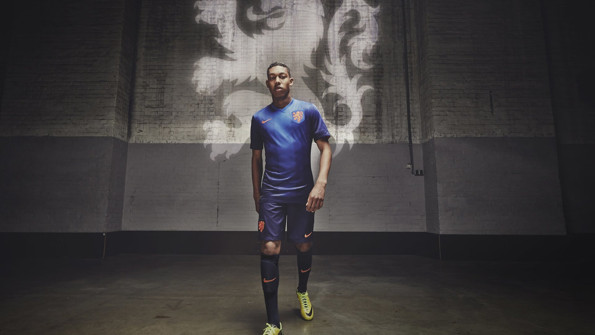 澳网与拉沃尔杯,兹维列夫的两副镜像