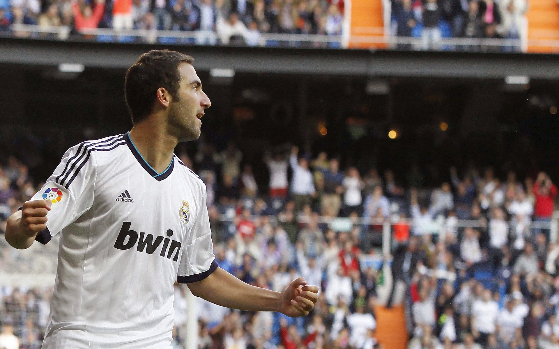 当虚拟照进现实,乌克兰电竞战队横扫阿根廷,拉什福德统治绿茵战场的启示